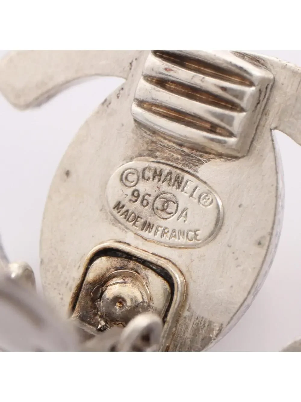 Chanel Cc Logo Turnlock Clip-On #327453C10B